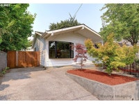 7527 N Van Houten Ave, Portland, OR 97203 | MLS# 21697188 | Trulia