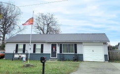 1416 Moon Ln, Morganfield, KY 42437 | MLS# 250046 | Trulia