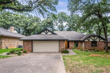 5715 Trail Crest Dr, Arlington, TX 76017 | MLS# 14662887 | Trulia