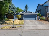 4549 SE Knapp St, Portland, OR 97206 | MLS# 278026879 | Trulia