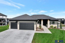 6254 S 97th Cir, Lincoln, NE 68526 | MLS# 22124168 | Trulia