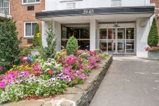 39-65 52nd St #5U, Woodside, NY 11377 | MLS# S1672956 | Trulia