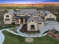 6995 N National Dr, Parkville, MO 64152 | Trulia 6995 N  National Dr, Parkville, MO 64152 | Trulia