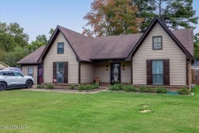 6795 Slash Pine Dr, Walls, MS 38680 - See Est. Value, Schools & More