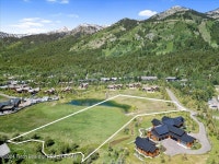 7240 N Bowman Rd, Wilson, WY 83014 | MLS# 24-2732 | Trulia 7240 N  Bowman Rd, Wilson, WY 83014 | MLS# 24-2732 | Trulia