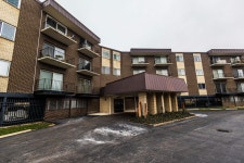 9820 S Pulaski Rd #205-2, Oak Lawn, IL 60453 | Trulia 9820 S  Pulaski Rd #205-2, Oak Lawn, IL 60453 | Trulia