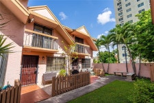 1049 SW 2nd St #1049, Miami, FL 33130 | MLS# A11629053 | Trulia