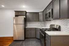 19 Jewett Ave #3L, Jersey City, NJ 07304 | MLS# 210020080 | Trulia