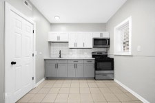 5749 W Chicago - Chicago, IL | Trulia