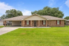 6818 Sun Meadow Ln, Lake Charles, LA 70605 | MLS# SWL25003387 | Trulia