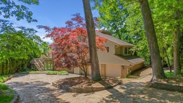 2996 Loon Lake Shores Rd, Waterford, MI 48329 | MLS# 20250024694 | Trulia