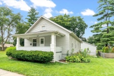 216 S River St, Montgomery, IL 60538 - See Est. Value, Schools & More 216 S  River St, Montgomery, IL 60538 - See Est. Value... 