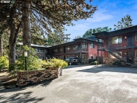 2020 NE Hancock St, Portland, OR 97212 | MLS# 22030018 | Trulia