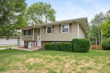 7469 Wilson Pl, Merrillville, IN 46410 | MLS# 825006 | Trulia