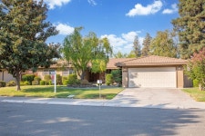 6746 Riptide Way, Sacramento, CA 95831 | MLS# 221119266 | Trulia