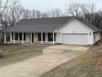 2305 Wildwood Cir, Sapulpa, OK 74066 | MLS# 2306629 | Trulia