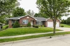 4951 Twilight Dr, Dubuque, IA 52002 - See Est. Value, Schools & More