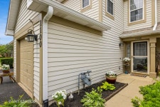 1100 Horizon Rdg, Lake In The Hills, IL 60156 - See Est. Value, Schools & More