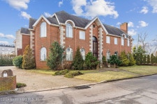 160 Nicolosi Dr, Staten Island, NY 10312 | MLS# 2404148 | Trulia