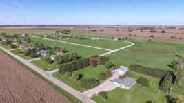 2426 N 4220th Rd, Sheridan, IL 60551 | MLS# 11270498 | Trulia 2426 N  4220th Rd, Sheridan, IL 60551 | MLS# 11270498 | Trulia