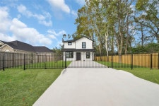5733 Howell St, Houston, TX 77032 | MLS# 46435801 | Trulia