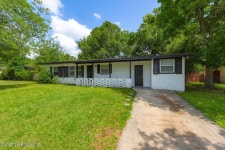 7541 Canaveral Rd, Jacksonville, FL 32210 - See Est. Value, Schools & More