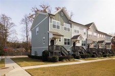 3829 Oxford Cir, Doraville, GA 30340 - See Est. Value, Schools & More