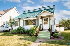 5706 Juniata St, Duluth, MN 55804 | MLS# 6099399 | Trulia