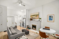 310 W 82nd St #1, New York, NY 10024 | MLS# 22284999 | Trulia 310 W  82nd St   #1, New York, NY 10024 | MLS# 22284999 | Trulia