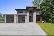 2257 E SHORE DRIVE, Green Bay, WI 54302 | MLS# 50312719 | Trulia