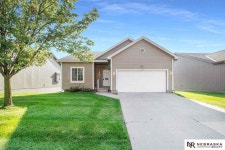 7383 N 77th Ave, Omaha, NE 68122 | MLS# 22124331 | Trulia