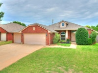 4244 Manhattan Dr, Moore, OK 73160 | MLS# 1183786 | Trulia