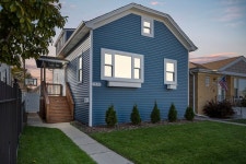 5428 N Mobile Ave, Chicago, IL 60630 | Trulia 5428 N  Mobile Ave, Chicago, IL 60630 | Trulia