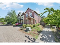 6678 SW 23rd Pl, Portland, OR 97219 - See Est. Value, Schools & More