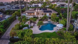 5942 Germaine Ln, La Jolla, CA 92037 | MLS# 230010631 | Trulia