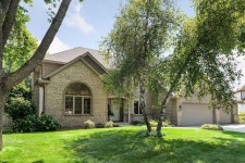 9841 Lee Dr, Eden Prairie, MN 55347 | MLS# 6076026 | Trulia