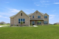 6725 Emerson Dr, Mesquite, TX 75126 | MLS# 20847461 | Trulia