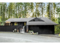 4933 SW Humphrey Park Rd, Portland, OR 97221 | MLS# 24184664 | Trulia