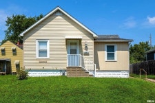 415 18 1/2 Ave, Rock Island, IL 61201 - See Est. Value, Schools & More