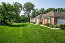 827 Suffield Sq #827, Lincolnshire, IL 60069 | MLS# 11162168 | Trulia