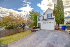 3884 Wertz Dr, Woodbridge, VA 22193 | MLS# VAPW2040214 | Trulia