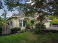 4523 SW Cullen Blvd, Portland, OR 97221 | Trulia