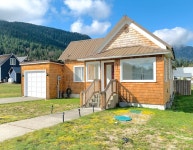 115 N 5th St, Skykomish, WA 98288 | Trulia