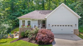 5807 Nottingham Rd, Knoxville, TN 37918 | MLS# 1305060 | Trulia