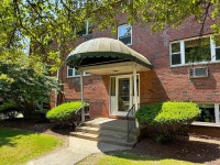 79 Walnut St #7, Newton, MA 02460 | MLS# 73407332 | Trulia
