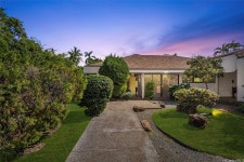 4781 Aukai Ave, Honolulu, HI 96816 | MLS# 202600839 - Trulia | Trulia