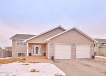 3856 S 17th St, Grand Forks, ND 58201 | MLS# 25-352 | Trulia 3856 S  17th St, Grand Forks, ND 58201 | MLS# 25-352 | Trulia