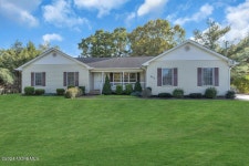 647 W Commodore Boulevard, Jackson, NJ 08527 | MLS# 22430936 | Trulia