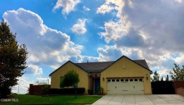 4758 Hawk Ridge Ave, Fontana, CA 92336 | MLS# 221005960 | Trulia