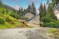 144 Lower Ter #1, Girdwood, AK 99587 | MLS# 26-1680 - Trulia | Trulia